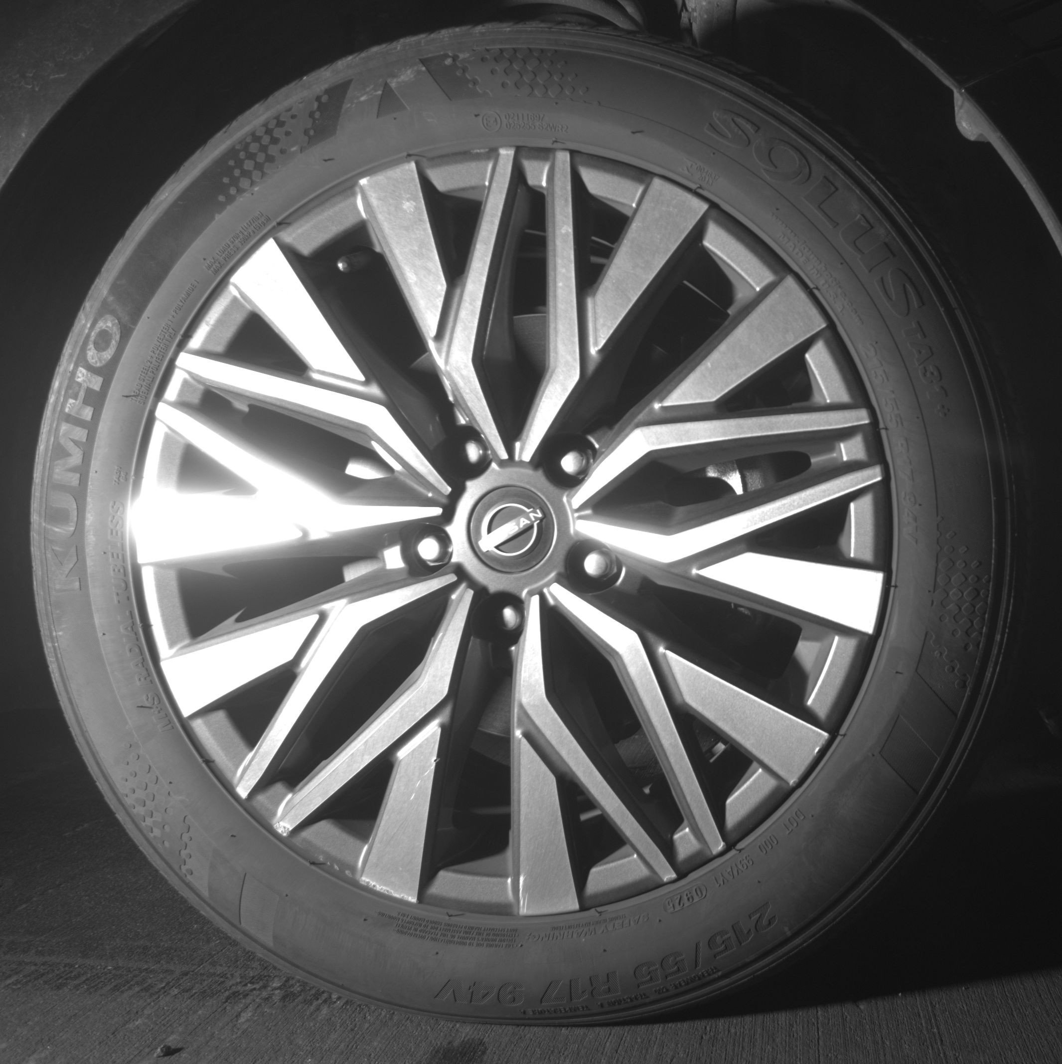 Used 2025 Nissan Altima 2.5 SV FWD image 13