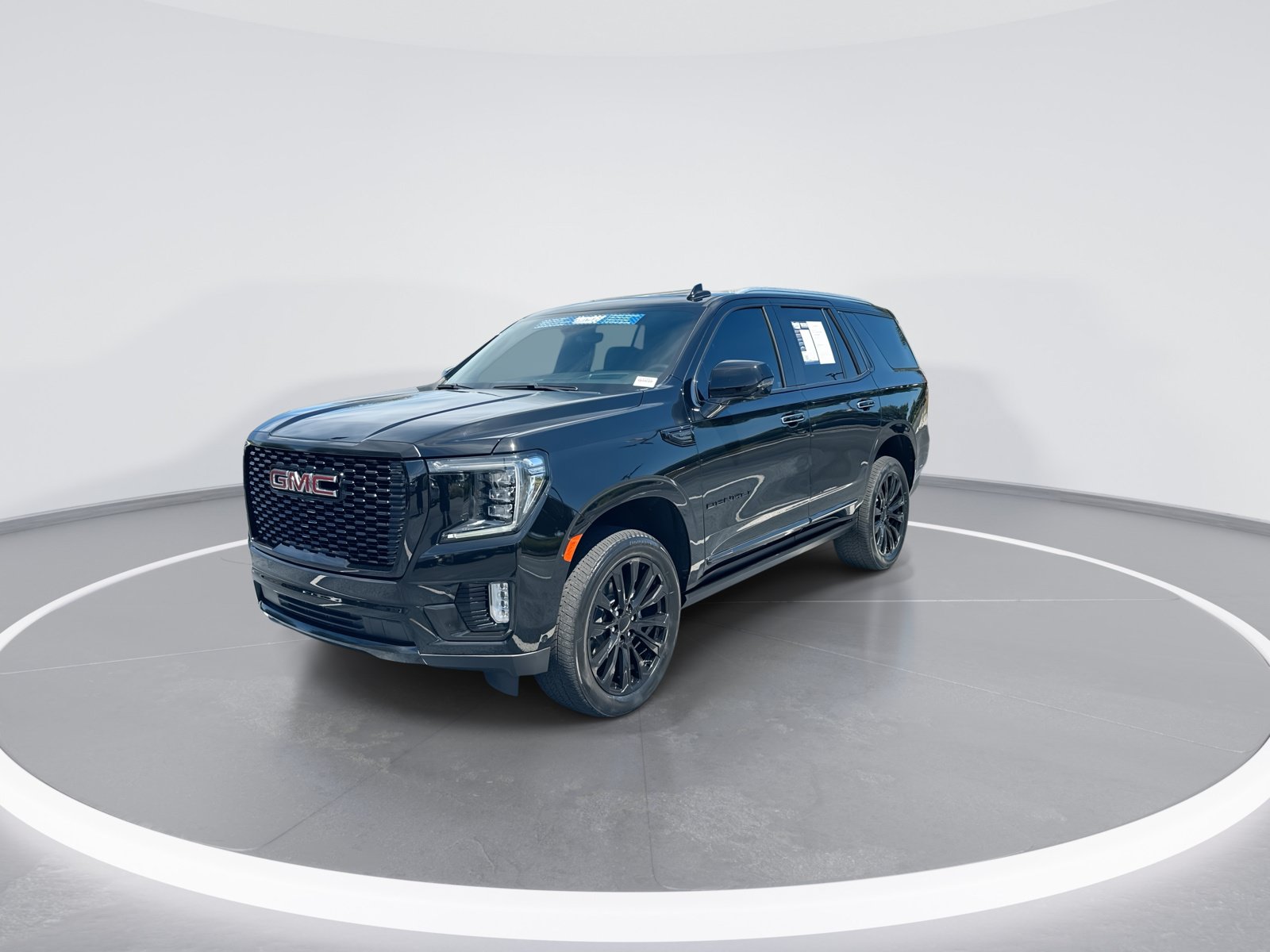 Used 2024 GMC Yukon Denali w/ Denali Reserve Package AWD/4WD image 5