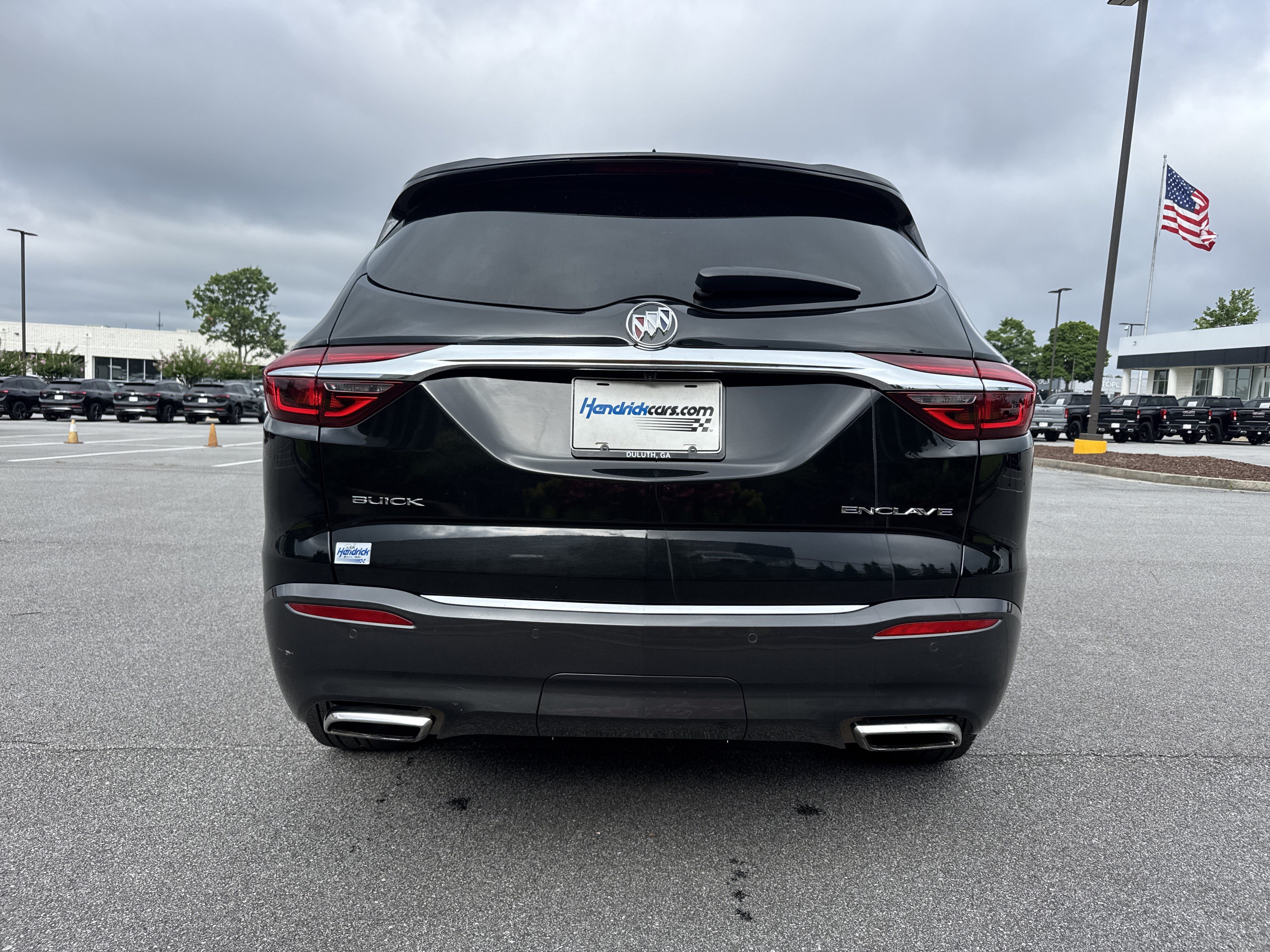 Used 2018 Buick Enclave Premium w/ Experience Buick Package FWD image 9