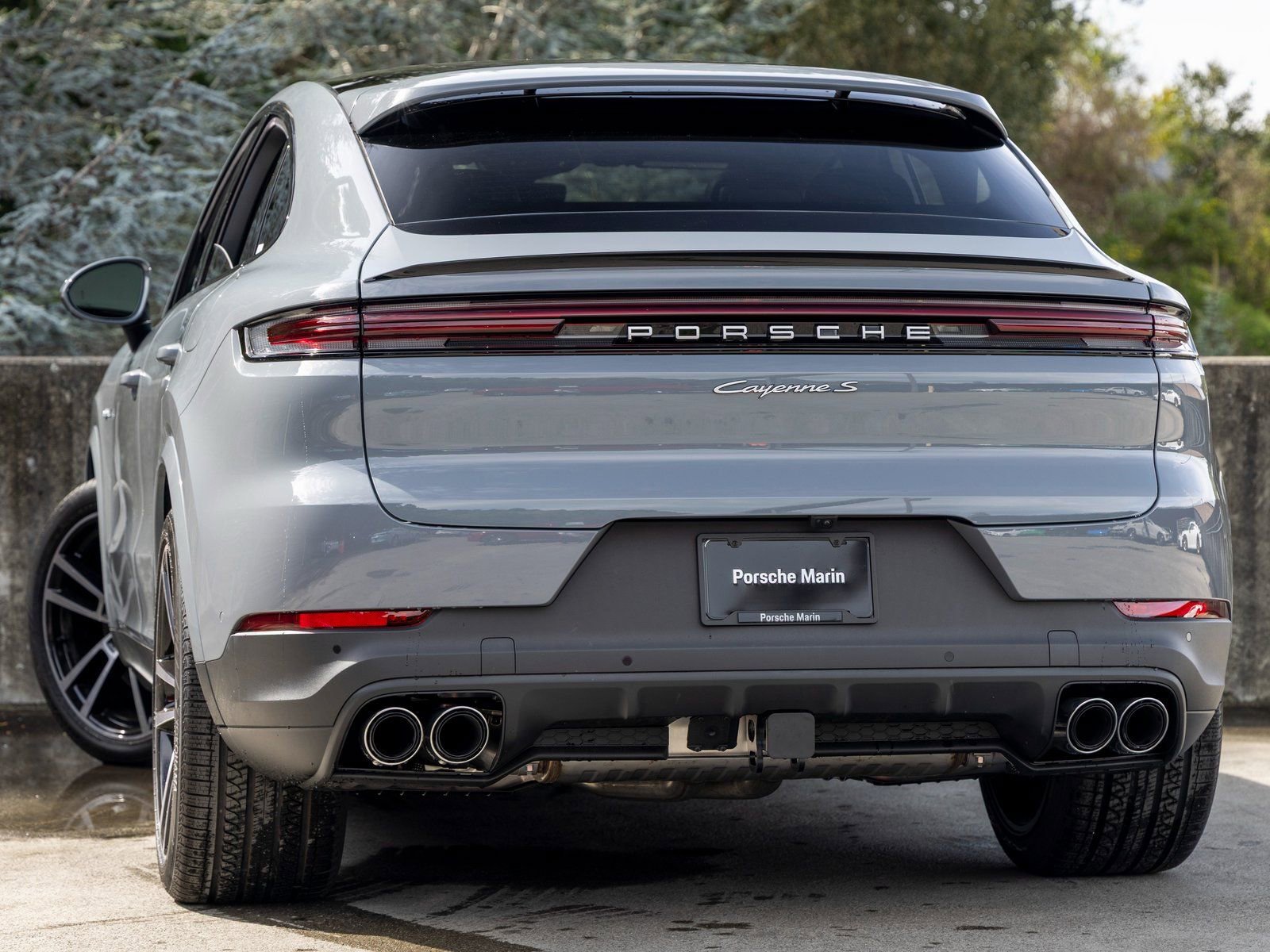 New 2026 Porsche Cayenne S image 3