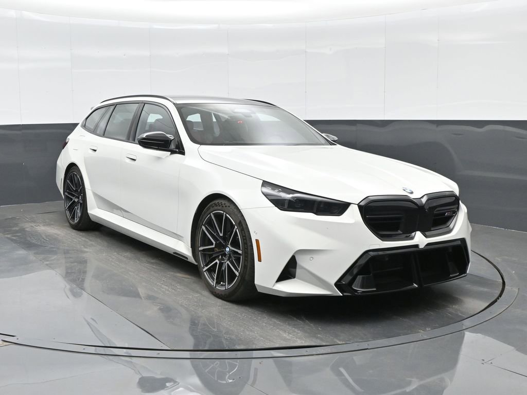Used 2025 BMW M5 Touring w/ M Driver's Package image 11