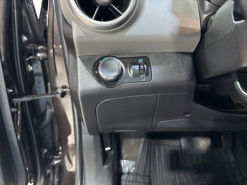 Used 2016 Chevrolet Sonic LT FWD image 12