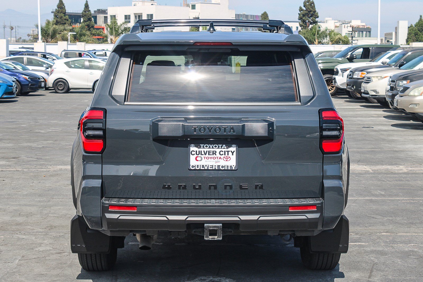 Used 2025 Toyota 4Runner SR5 AWD/4WD image 8