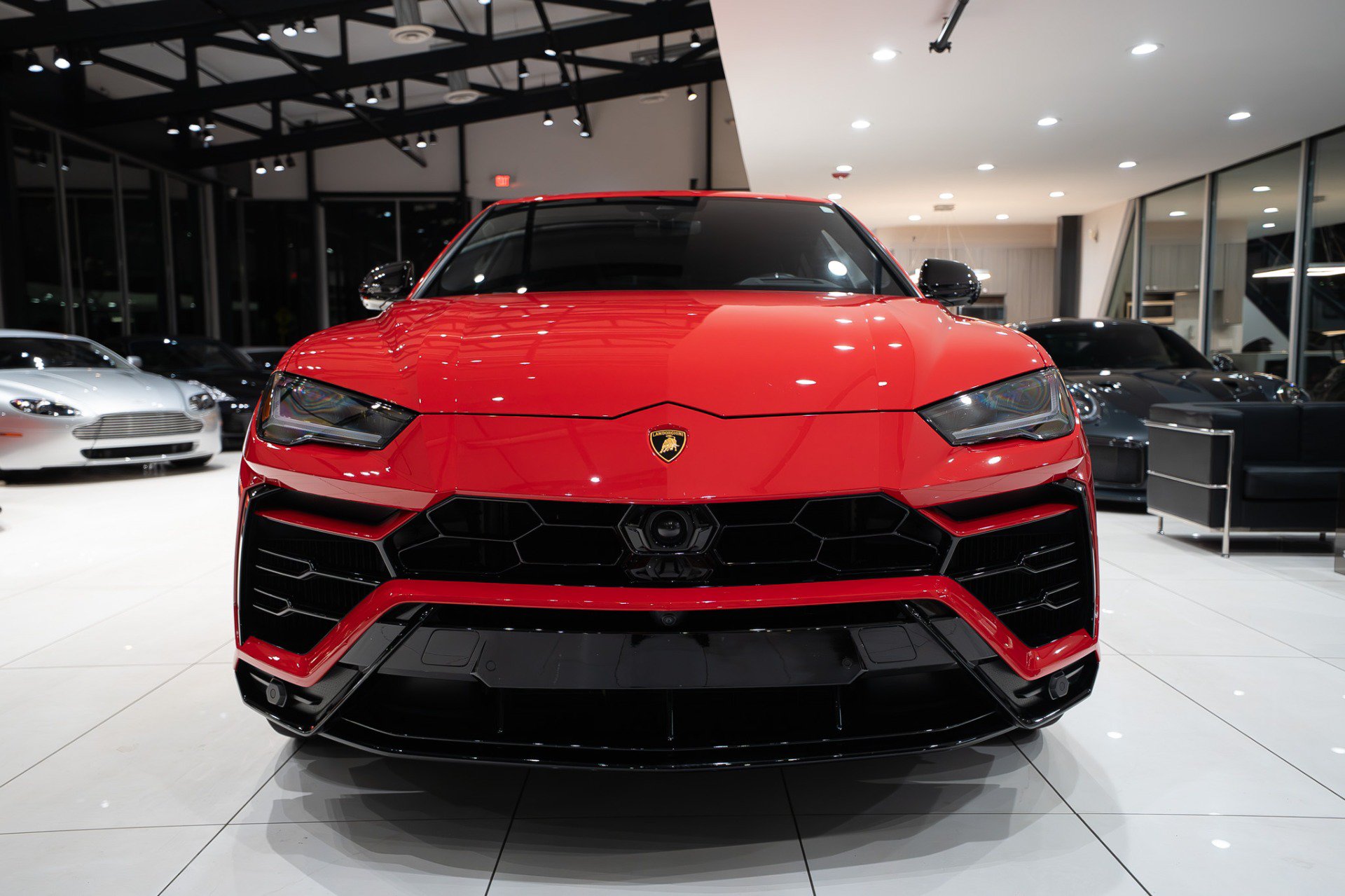 Used 2022 Lamborghini Urus AWD/4WD image 51
