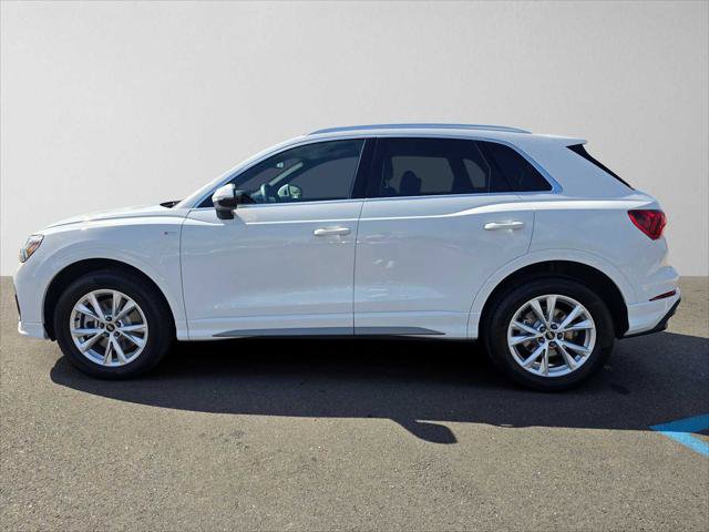 Used 2025 Audi Q3 2.0T Premium w/ Convenience Package AWD/4WD image 5
