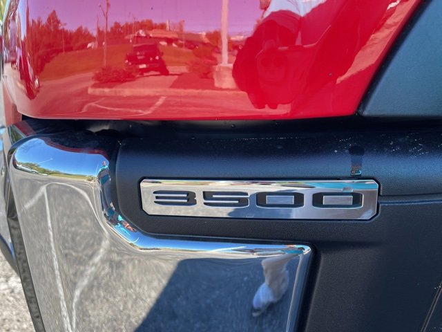 New 2026 GMC Sierra 3500 SLE image 12