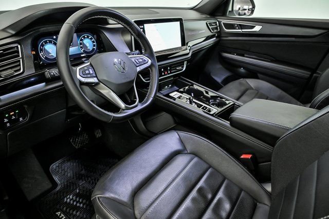 Certified 2024 Volkswagen Atlas Cross Sport SEL image 10
