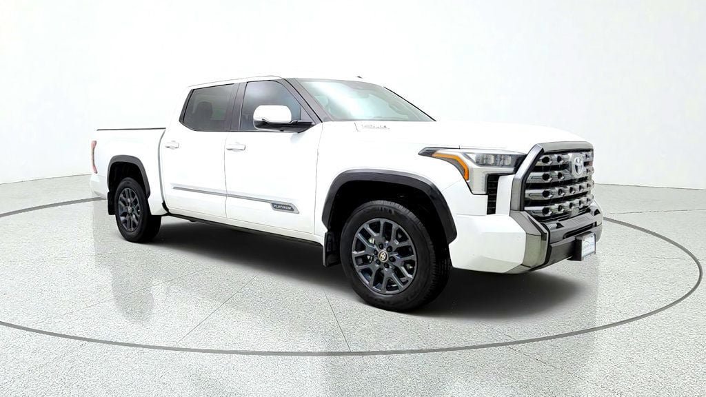 Used 2025 Toyota Tundra Platinum AWD/4WD image 3