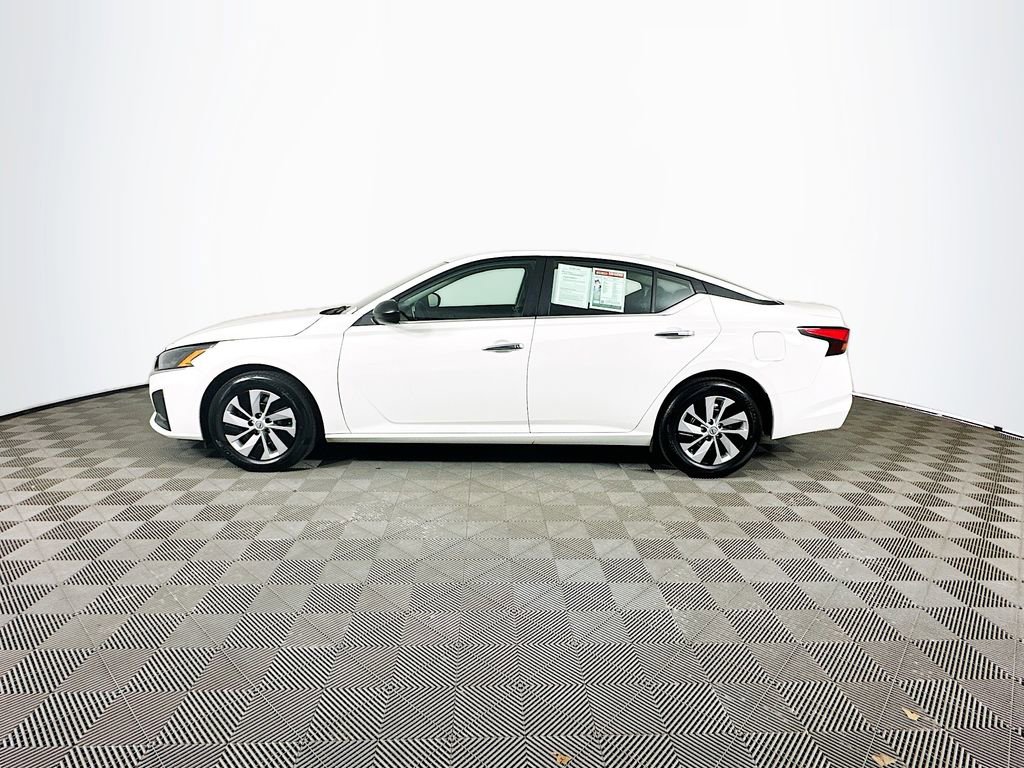 Certified 2025 Nissan Altima 2.5 S FWD image 7