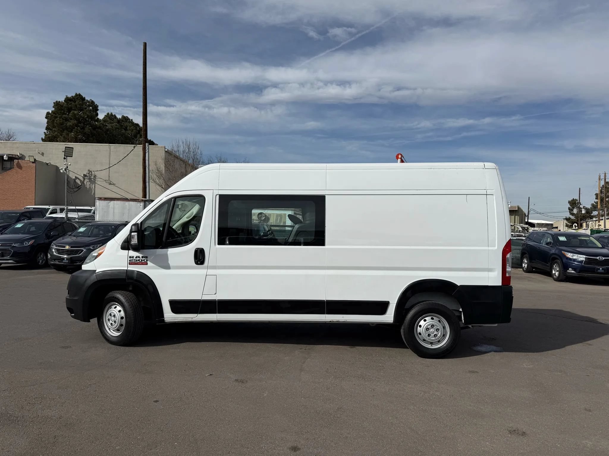 Used 2021 RAM ProMaster 2500 FWD image 3
