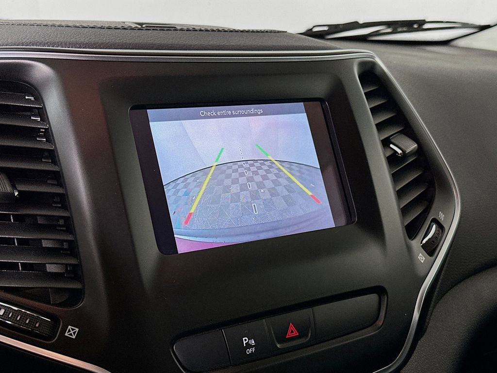 Certified 2020 Jeep Cherokee Latitude Plus image 19