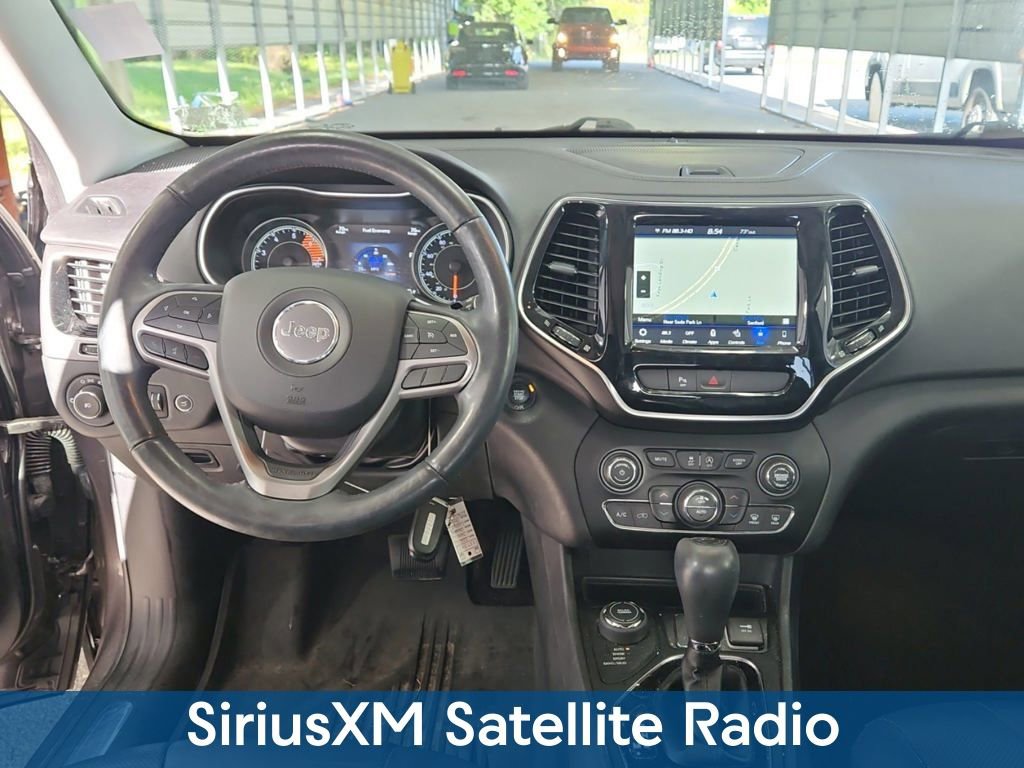 Used 2019 Jeep Cherokee Limited image 8