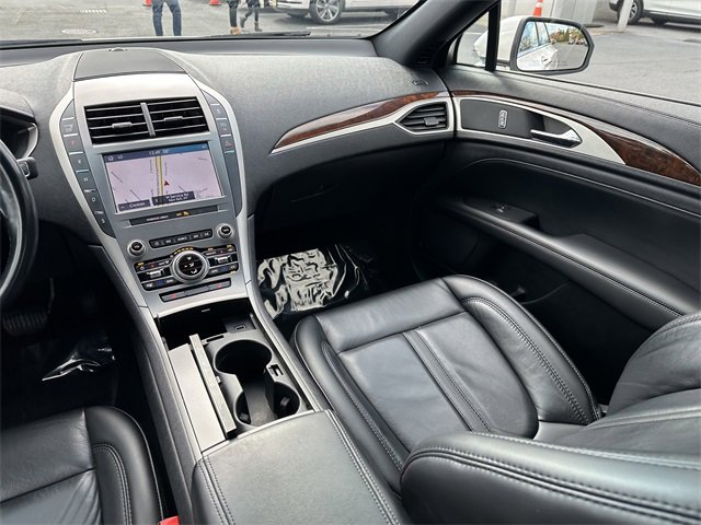Used 2019 Lincoln MKZ Reserve image 17