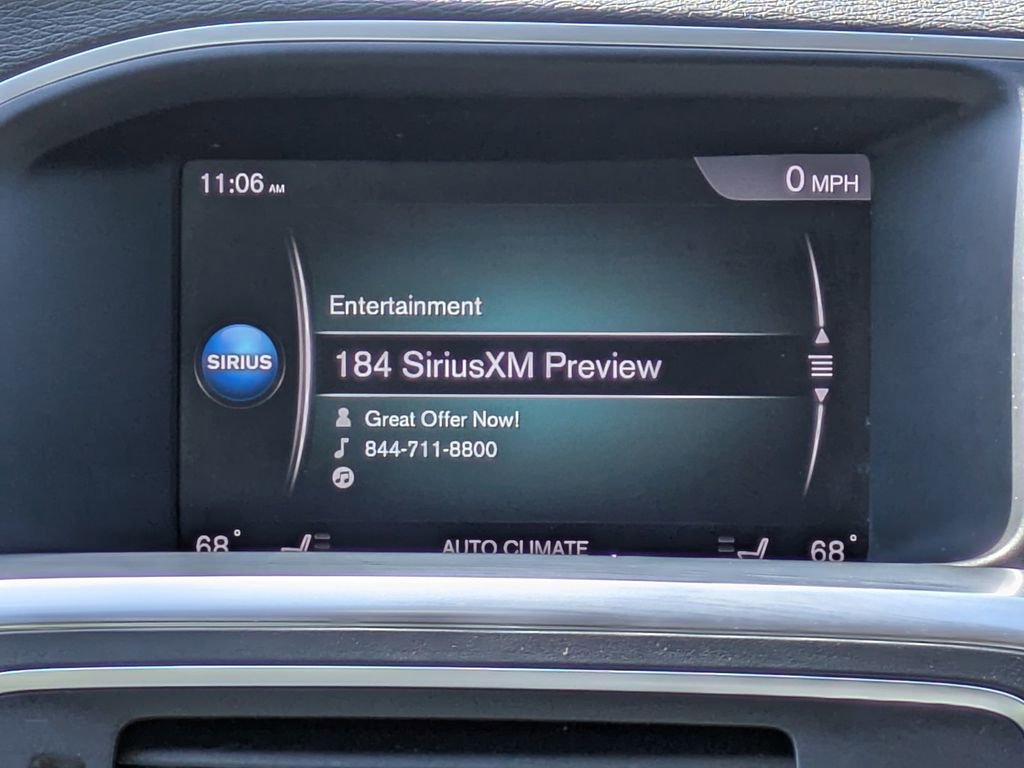 Used 2018 Volvo S60 T5 Inscription image 17