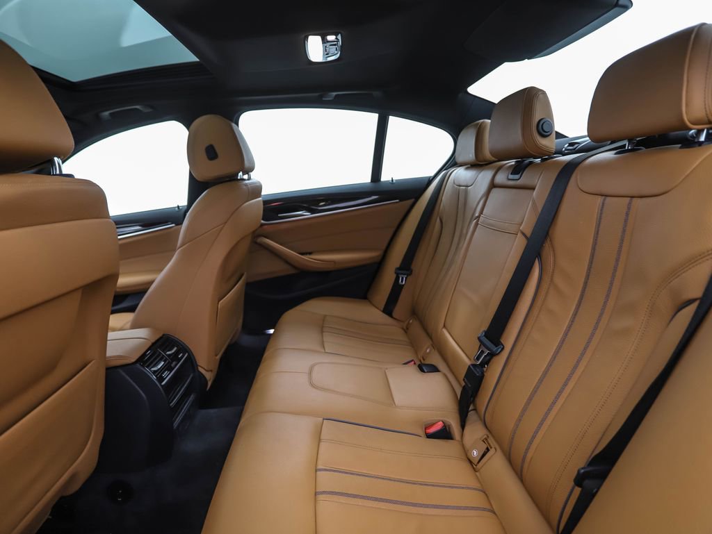 Used 2019 BMW 530i xDrive w/ Convenience Package image 21