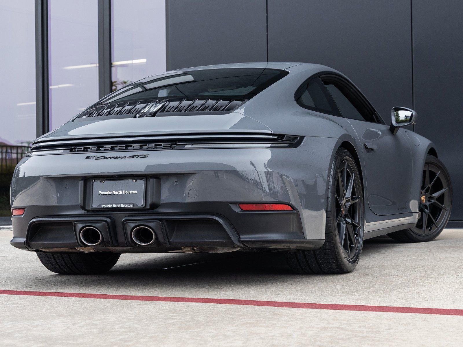 Used 2025 Porsche 911 Carrera GTS image 11