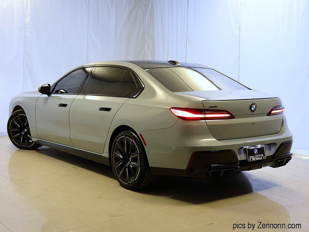 Certified 2024 BMW 760i xDrive w/ Premium Package 2 image 9