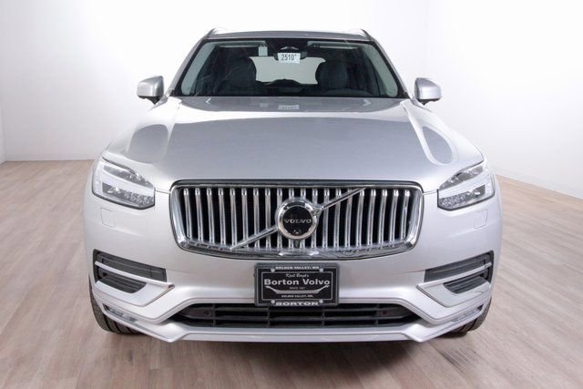 Certified 2025 Volvo XC90 B6 Plus w/ Protection Package Premier image 2