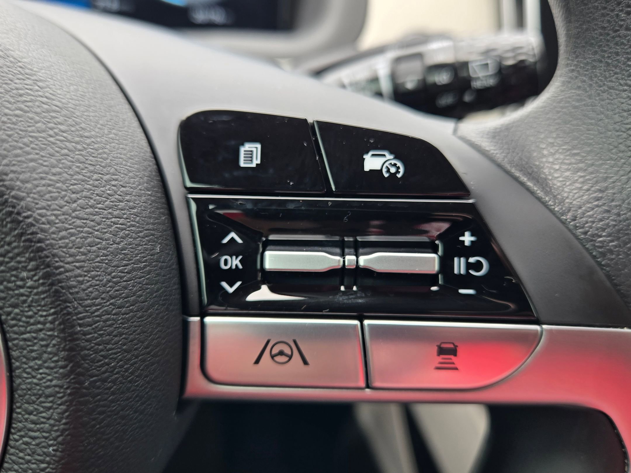 Used 2024 Hyundai Tucson SEL FWD image 25