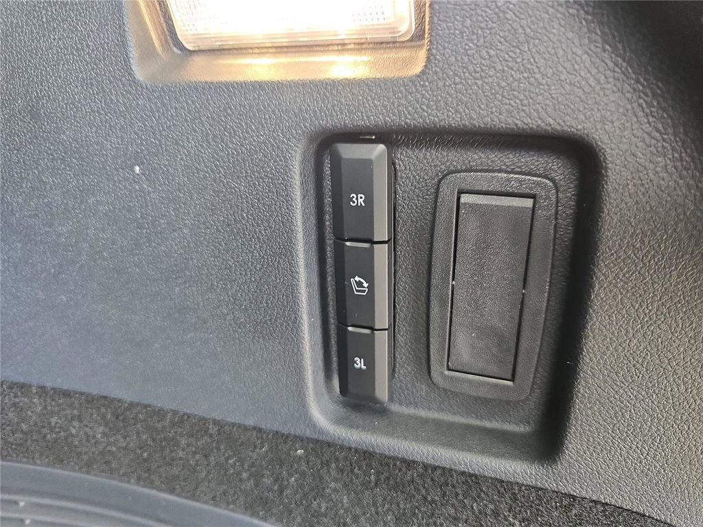 New 2026 Lincoln Aviator AWD image 25