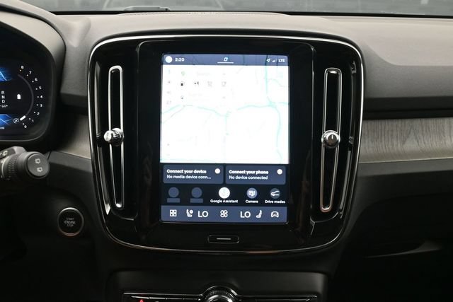 Used 2023 Volvo XC40 B5 Ultimate w/ Protection Package Premier AWD/4WD image 14