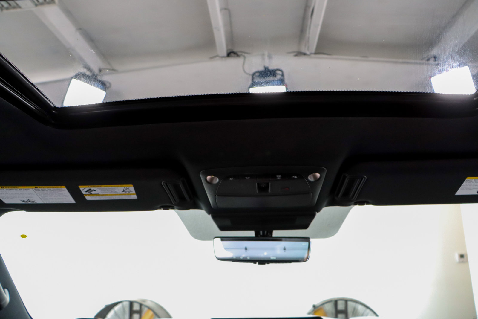 Used 2022 INFINITI QX80 Sensory w/ Cargo Package image 23