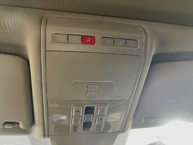 Used 2019 Volkswagen Atlas SEL FWD image 20