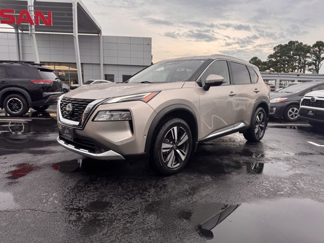 Used 2022 Nissan Rogue Platinum w/ Head-Up Display Package