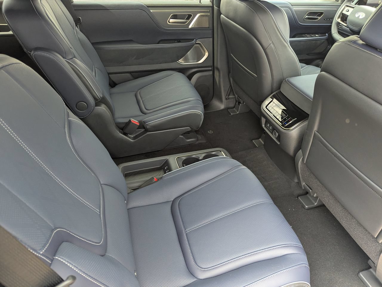 New 2027 INFINITI QX80 Sensory AWD/4WD image 24