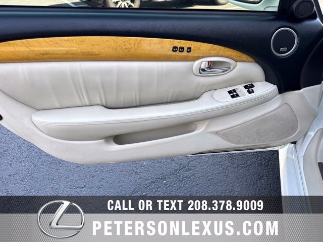 Used 2005 Lexus SC 430 Convertible RWD image 19