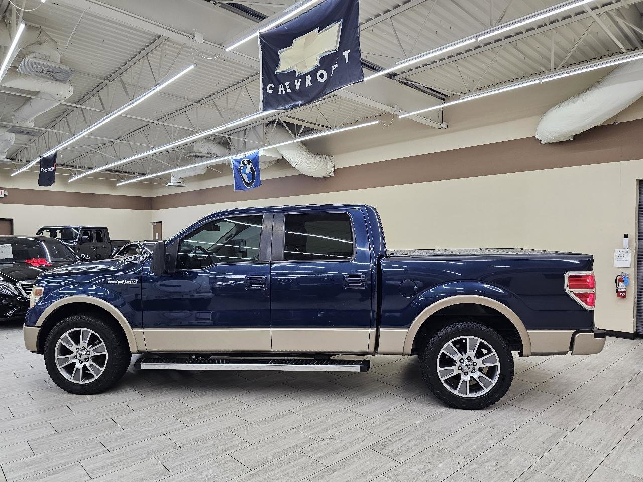 Used 2014 Ford F150 Lariat w/ Equipment Group 502A Luxury RWD image 9