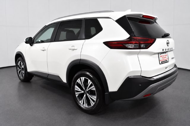 Certified 2023 Nissan Rogue SV w/ SV Premium B Package AWD/4WD image 6