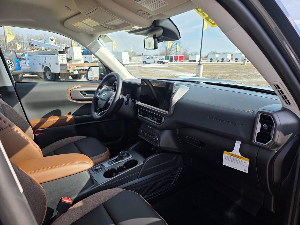 New 2026 Ford Bronco Sport Outer Banks w/ Outer Banks Tech Package+ AWD/4WD image 31