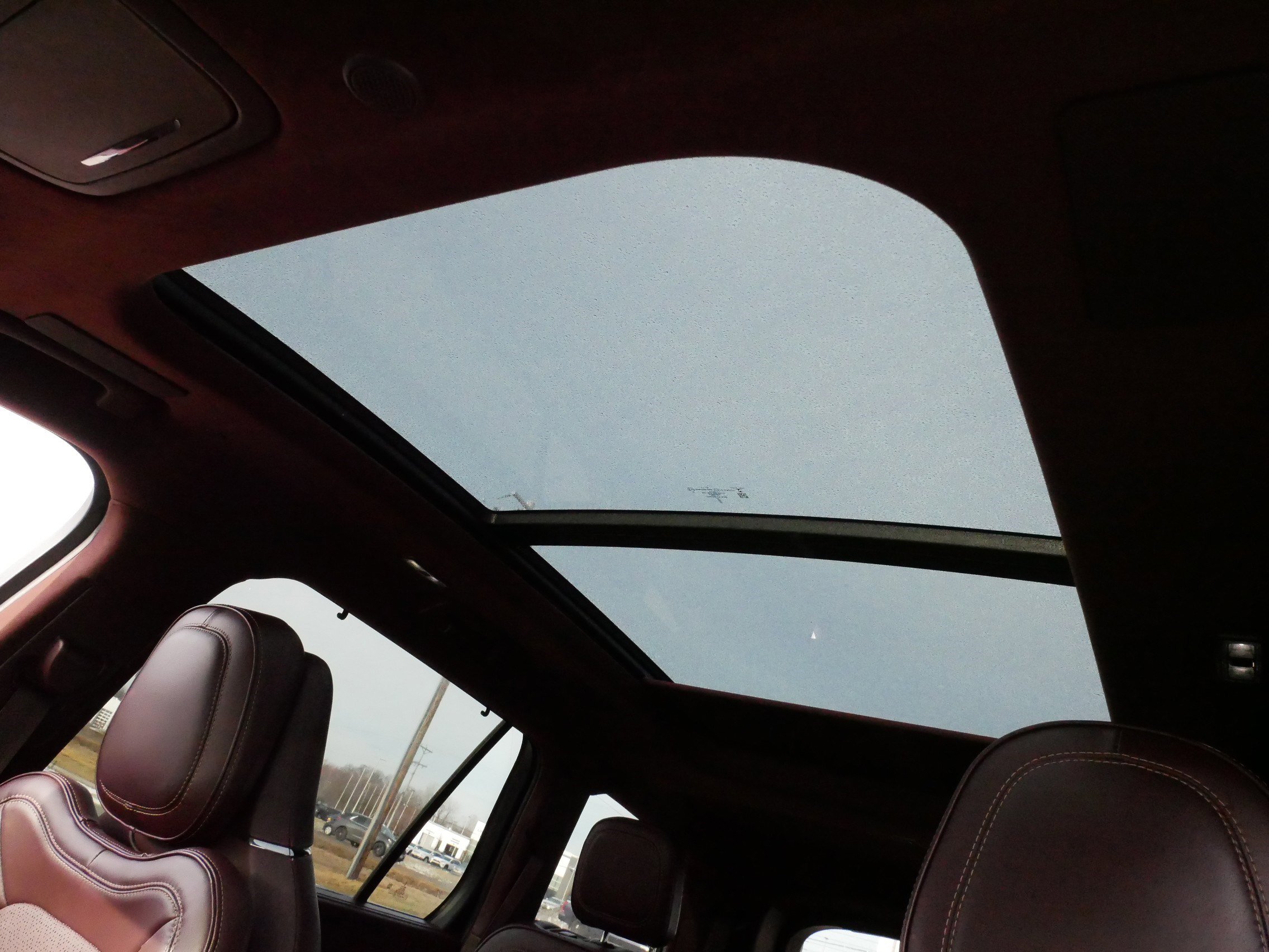 Used 2022 Lincoln Aviator Black Label w/ Dynamic Handling Package AWD/4WD image 31