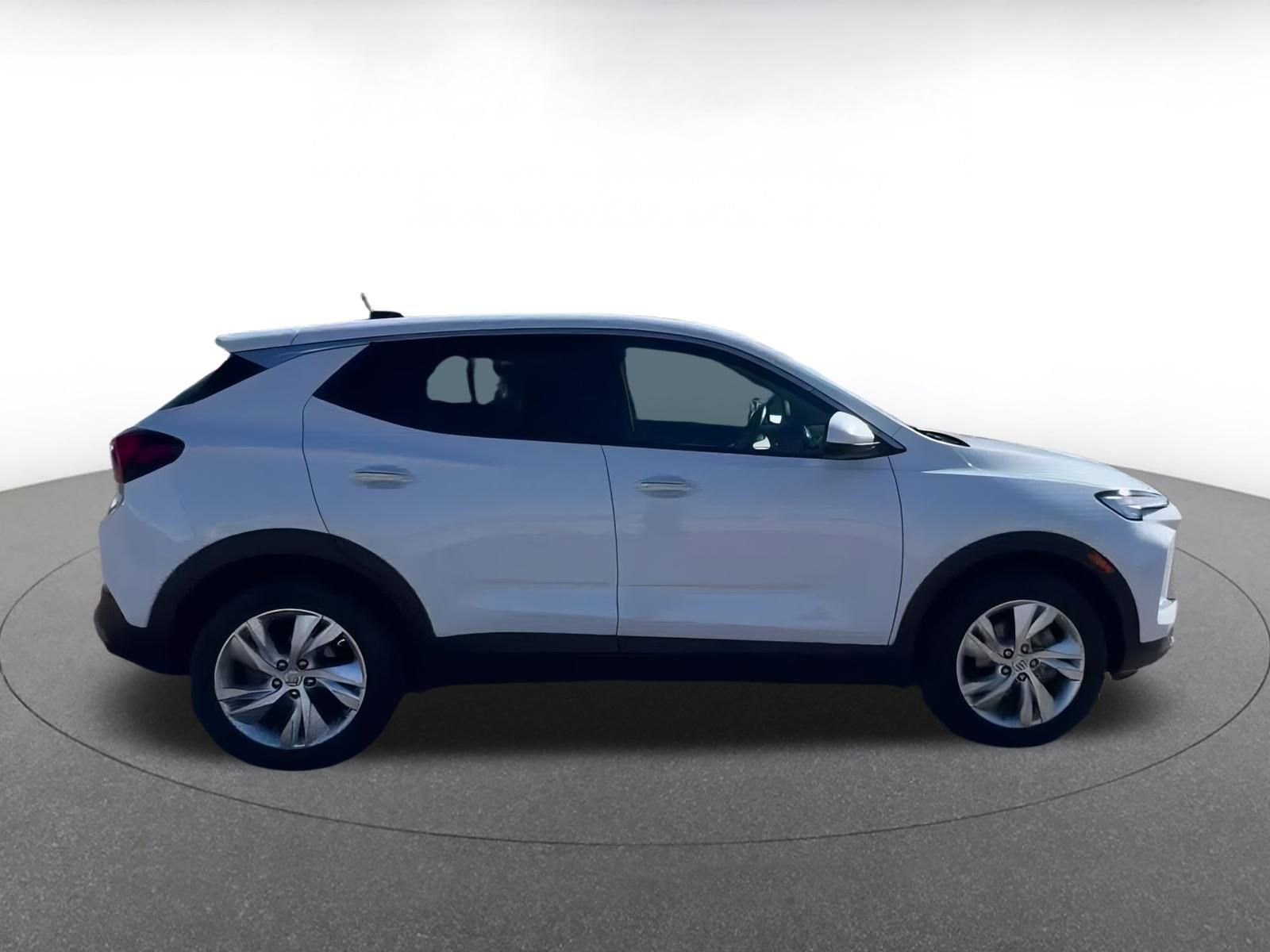 Used 2025 Buick Encore GX Preferred image 15