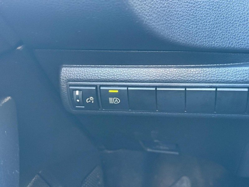 Used 2024 Toyota Corolla LE image 27