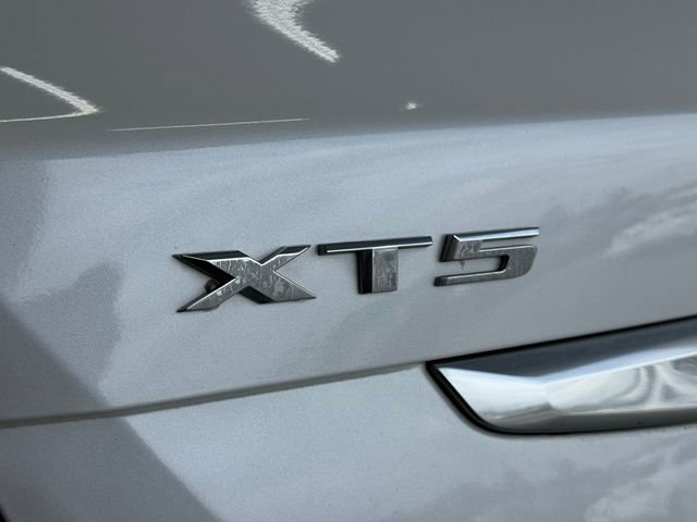 Used 2022 Cadillac XT5 Premium Luxury w/ Technology Package FWD image 34