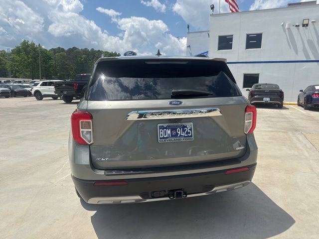 Used 2020 Ford Explorer XLT w/ Equipment Group 202A RWD image 11