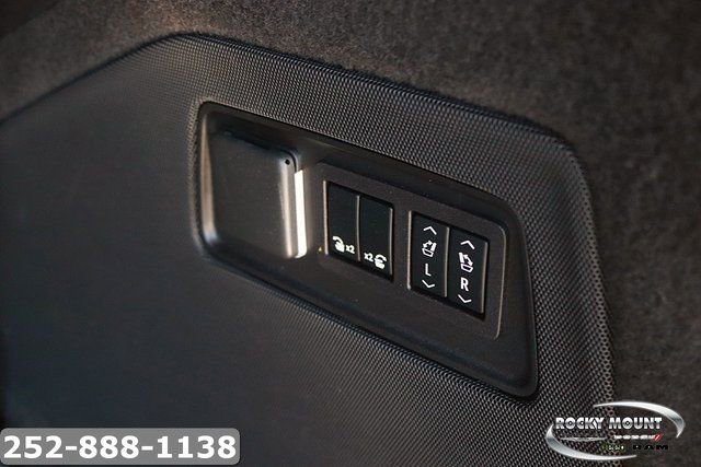 Used 2023 Cadillac Escalade V AWD/4WD image 21