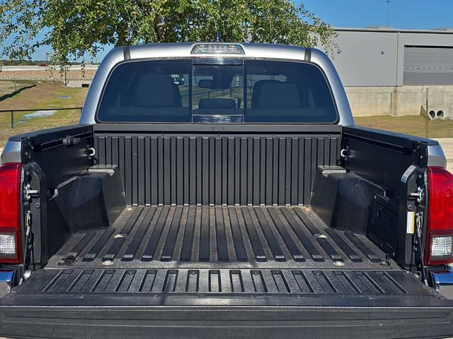 Certified 2022 Toyota Tacoma SR5 image 12