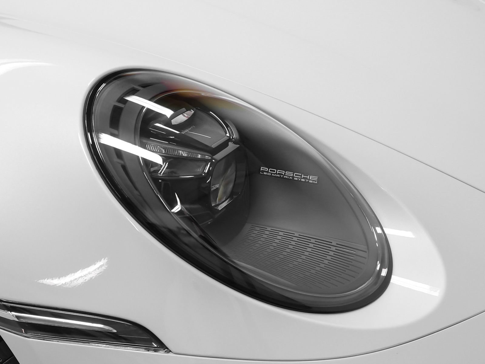 Certified 2025 Porsche 911 Turbo S AWD/4WD image 24