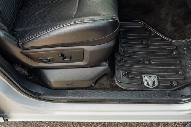 Used 2018 RAM 2500 Laramie w/ Sport Appearance Group AWD/4WD image 45