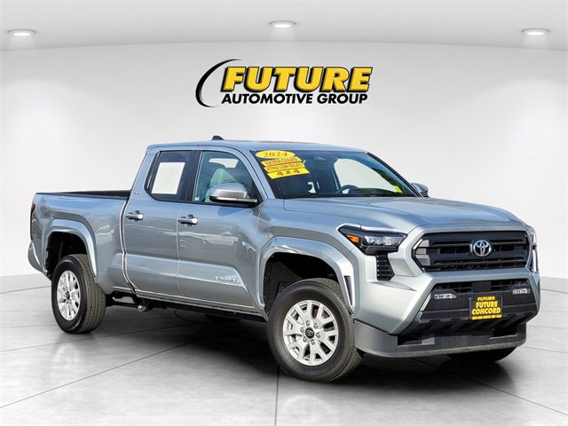 Used 2024 Toyota Tacoma SR5 image 1