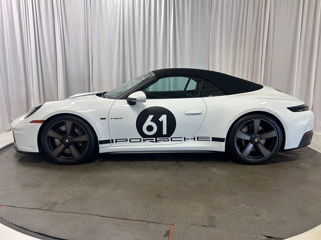 New 2026 Porsche 911 GTS RWD image 2
