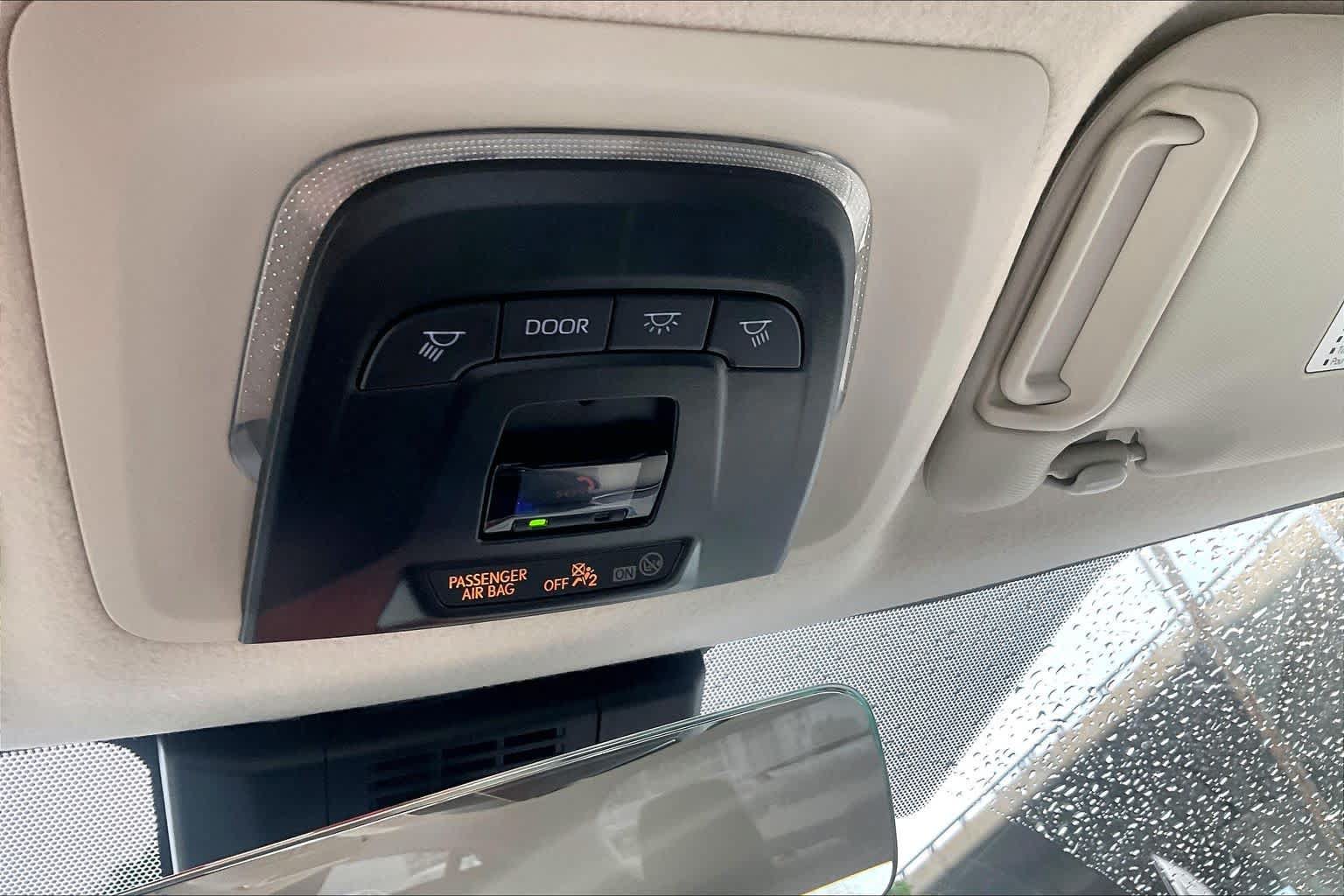 Used 2026 Toyota Corolla LE FWD image 32