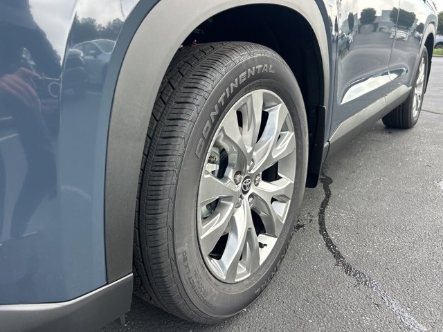 New 2026 Toyota Grand Highlander Limited image 12