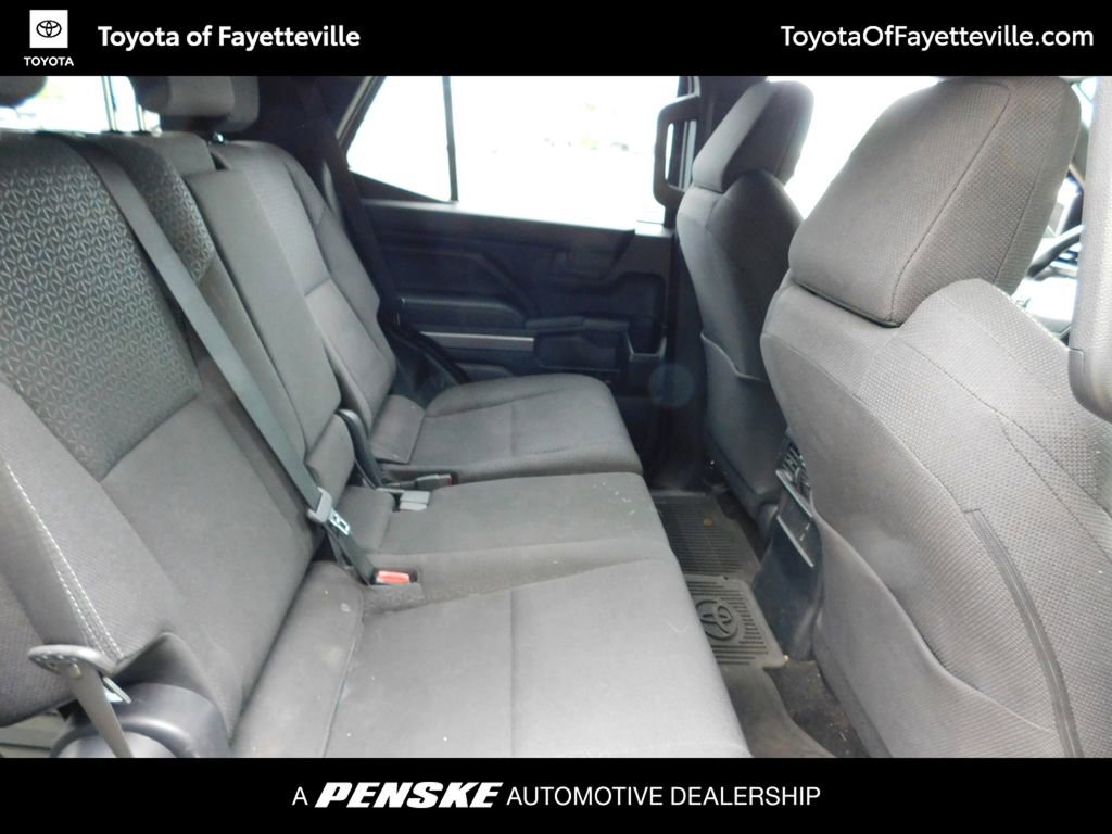 Used 2025 Toyota 4Runner SR5 AWD/4WD image 5