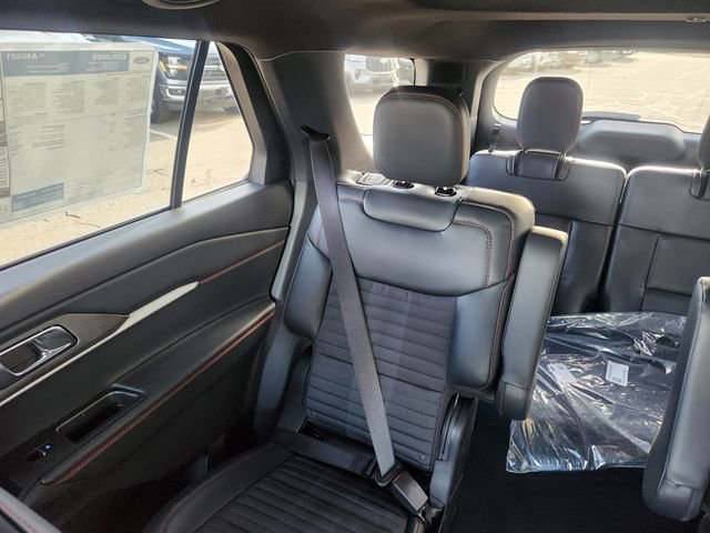 New 2026 Ford Explorer ST-Line w/ ST-Line Street Pack image 13