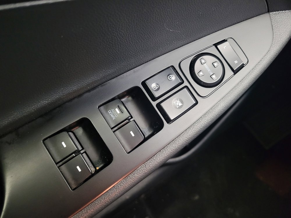 Used 2019 Hyundai Tucson SE FWD image 27