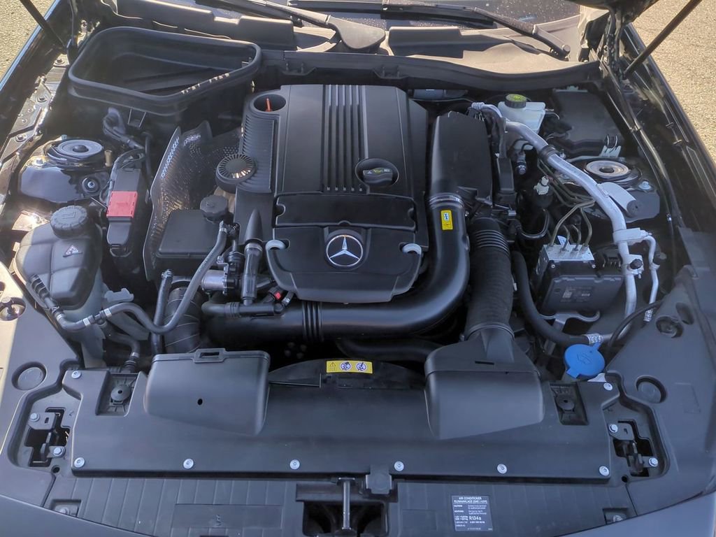 Used 2013 Mercedes-Benz SLK 250 image 24